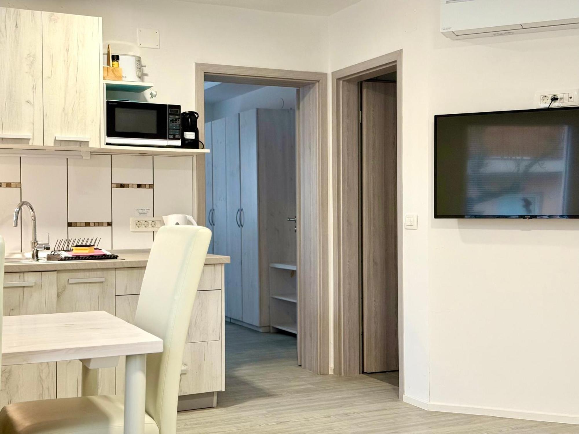 Guest House Kobal Spodnje Gorje Ngoại thất bức ảnh