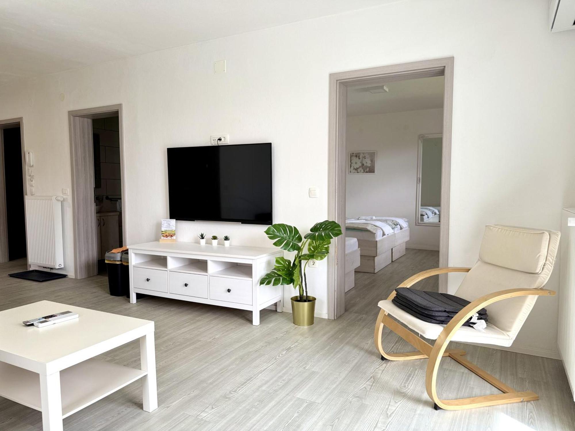 Guest House Kobal Spodnje Gorje Ngoại thất bức ảnh